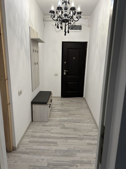 Inchiriem apartament  3 camere