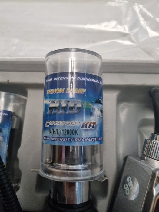 Vând Kit instalatie Xenon