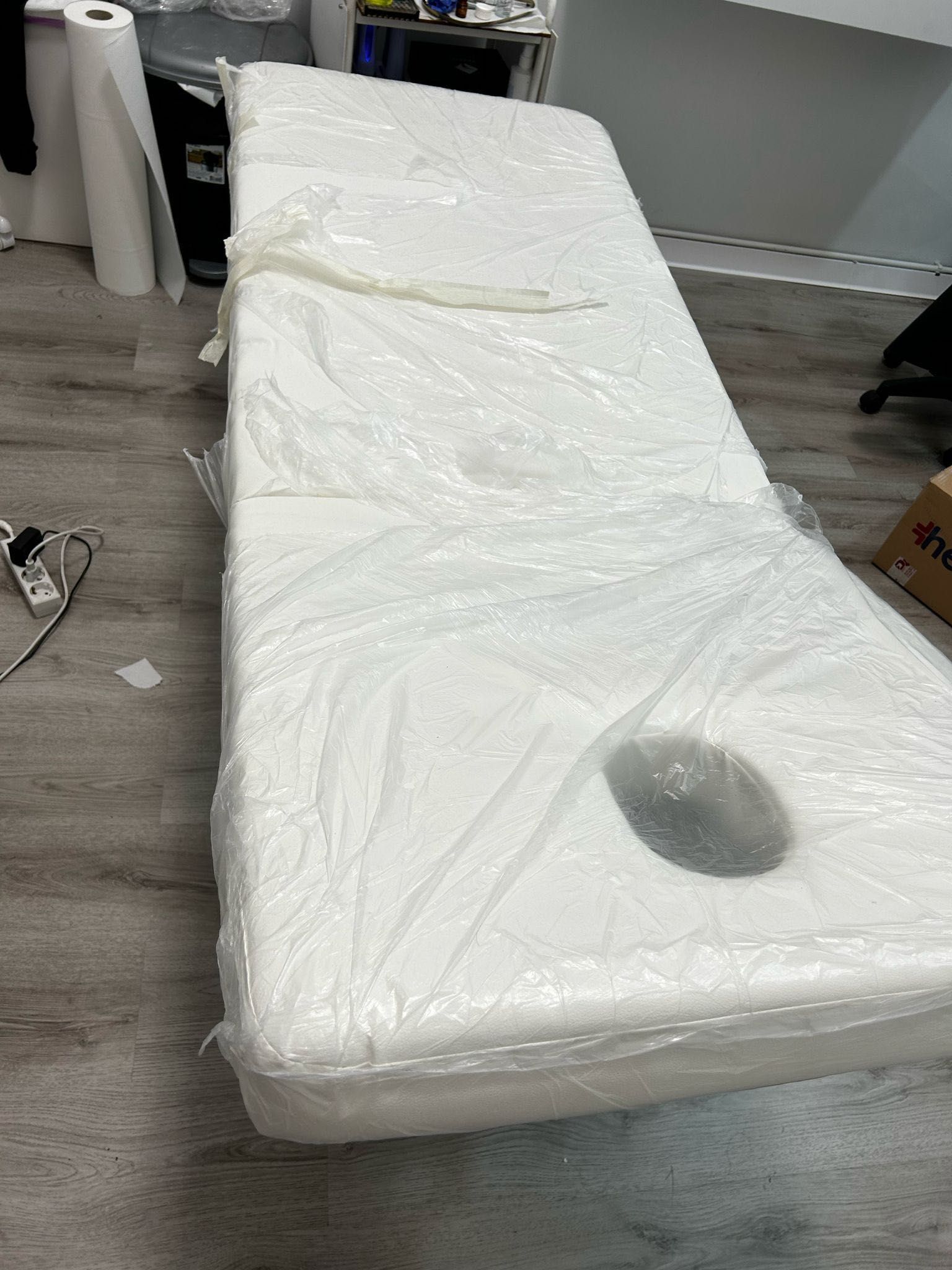 Pat de cosmetică Nou