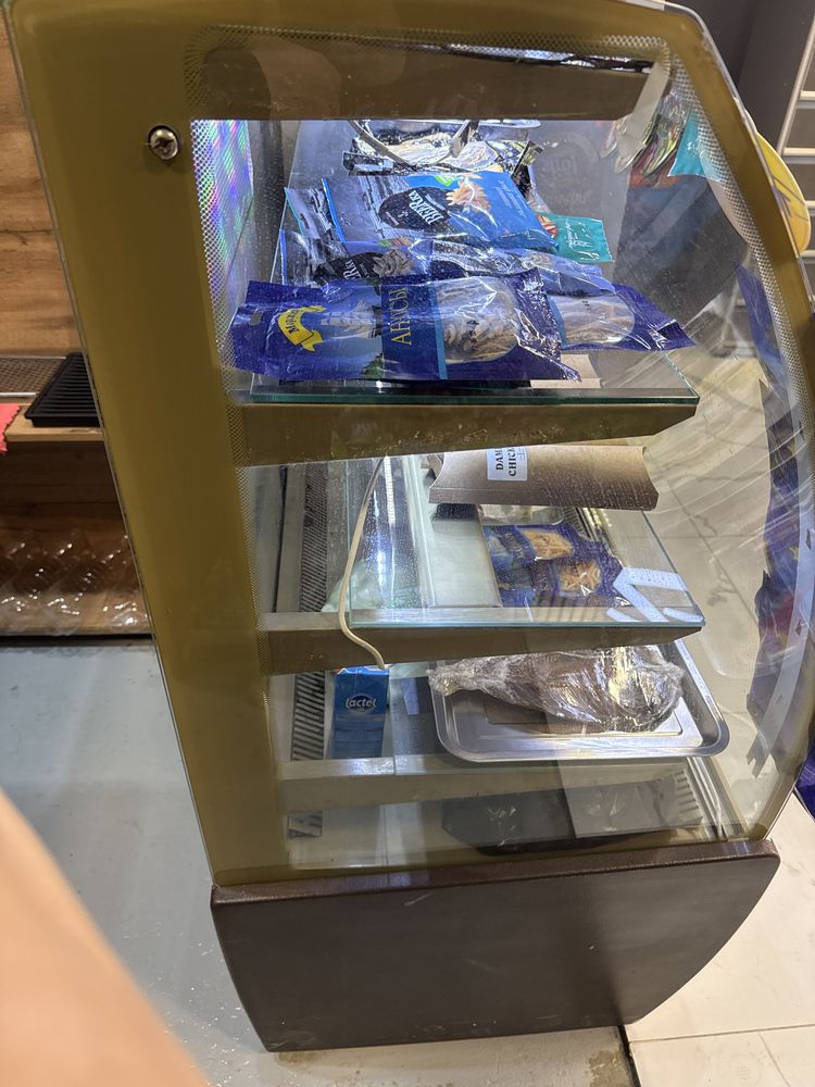 Продается холодильник