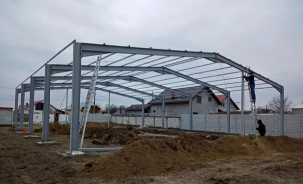 Vand structura metalica de 10 x 20 x4 pret 3000 euro fara montaj