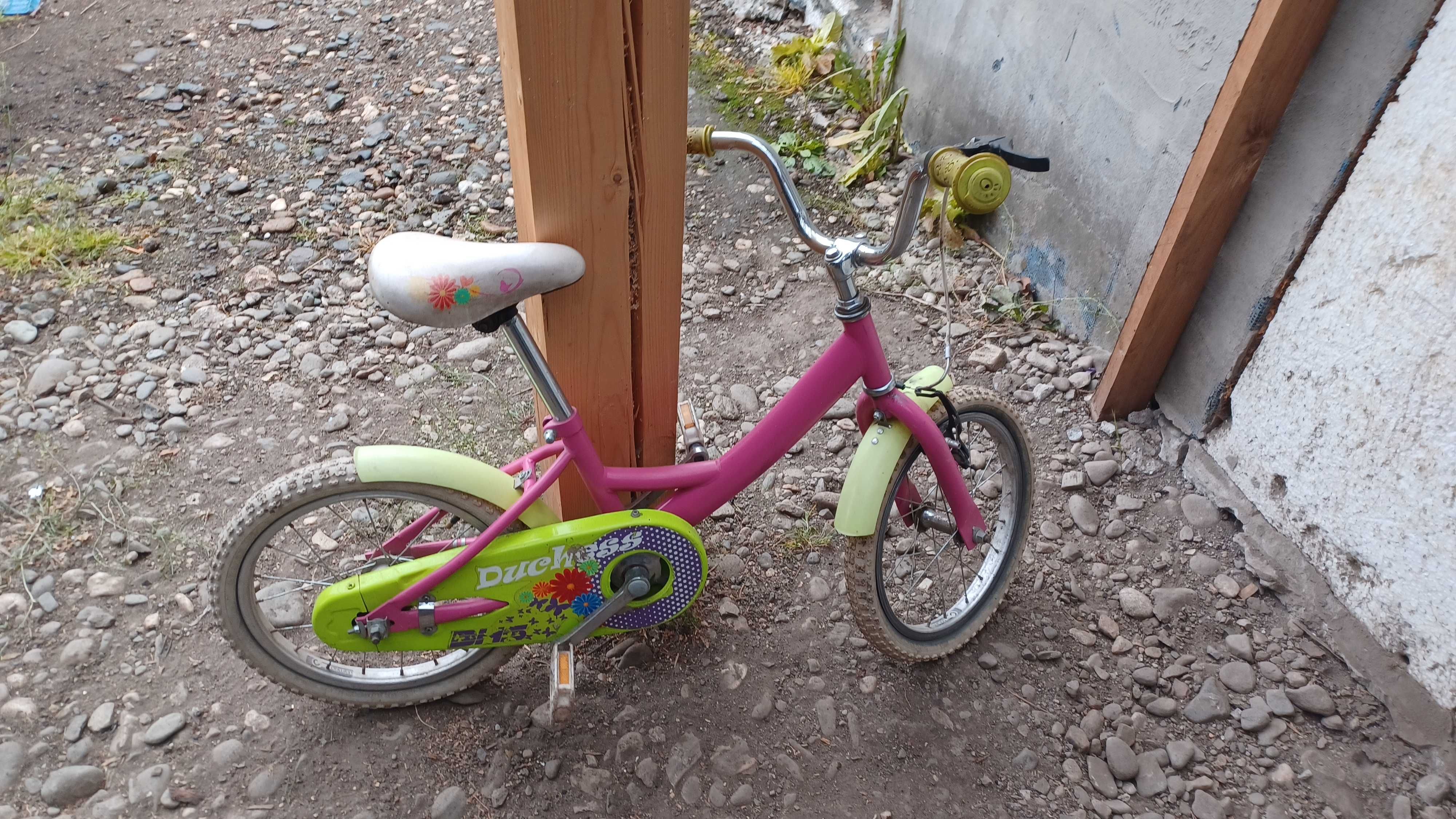 Bicicleta de vânzare