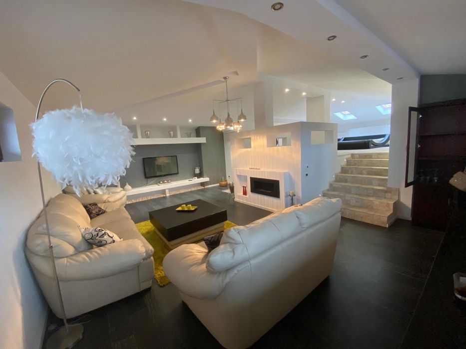 Inchiriez apartament tip penthouse Valea Lupului Iasi