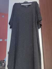 Стилна черна рокля два броя различни размери Л и ХЛ