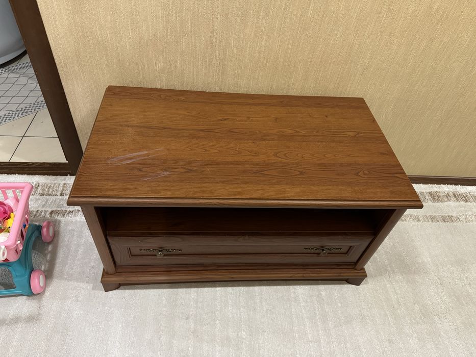 Тумба для телевизора