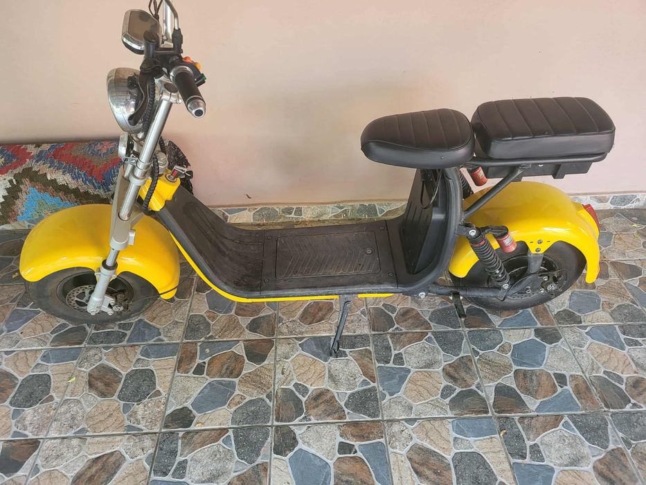 Vând scuter electric