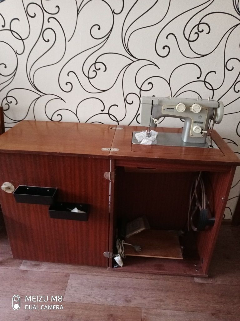 продам швейную машинку Подольск