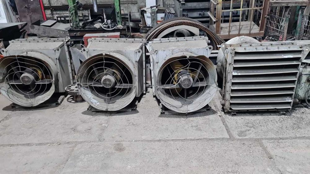 Калорифер КСк 3-11 -А02-10 б/у в к-те с двигателем 1,5 кВт