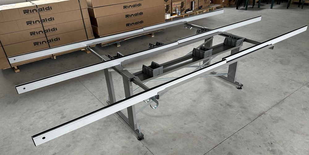 Разтегателна работна маса за дограма Rinaldi - Italy