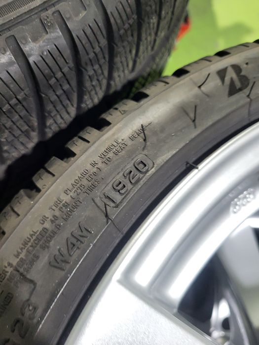 4 бр зимни гуми 245/35/19 Bridgestone