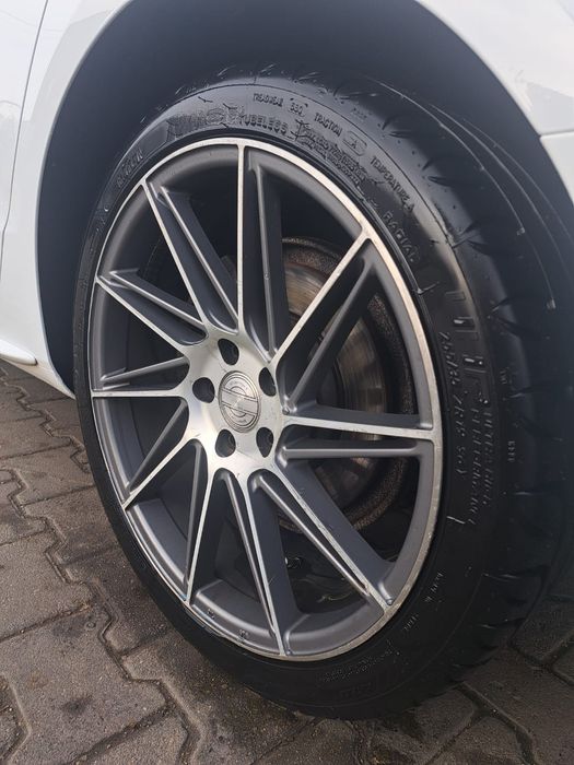 Vând jante aliaj r19