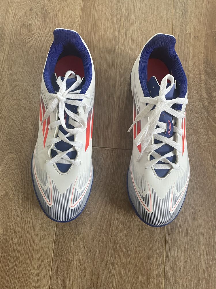 Детски стоножки Adidas