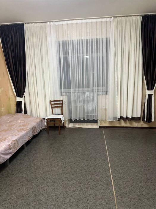 Kvartira sotiladi Lesinova 2.Kadishva bozor yonida. 43m2