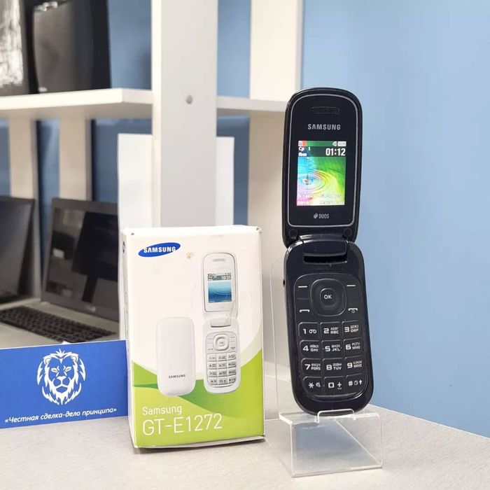 Продам  телефон раскладушка Samsung E1272