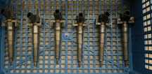 Injector BMW 3.0 cod 7792721