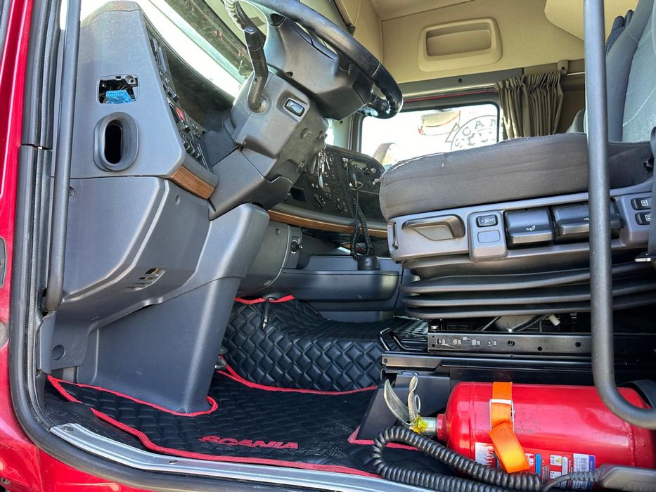 Ansamblu Cap tractor Semiremorca basculabila