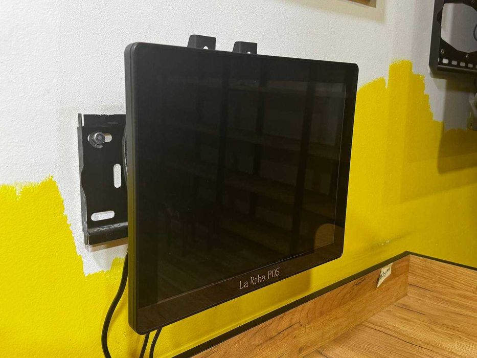 Моноблок La Riba POS (сенсорный экран 15–17″, Android/Windows).