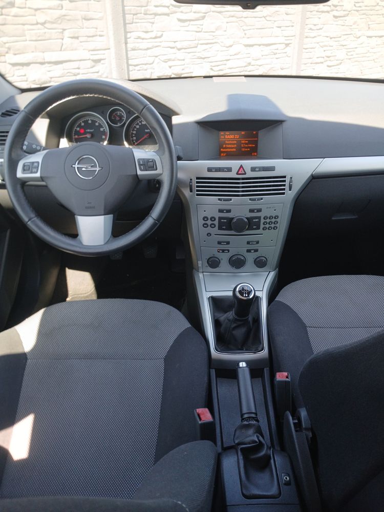 Vând Opel Astra H 1.4 Benzina 2009 Combi