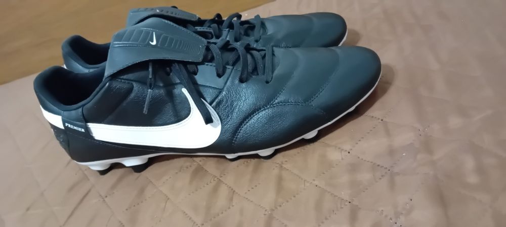Nike Premier 3 - бутонки