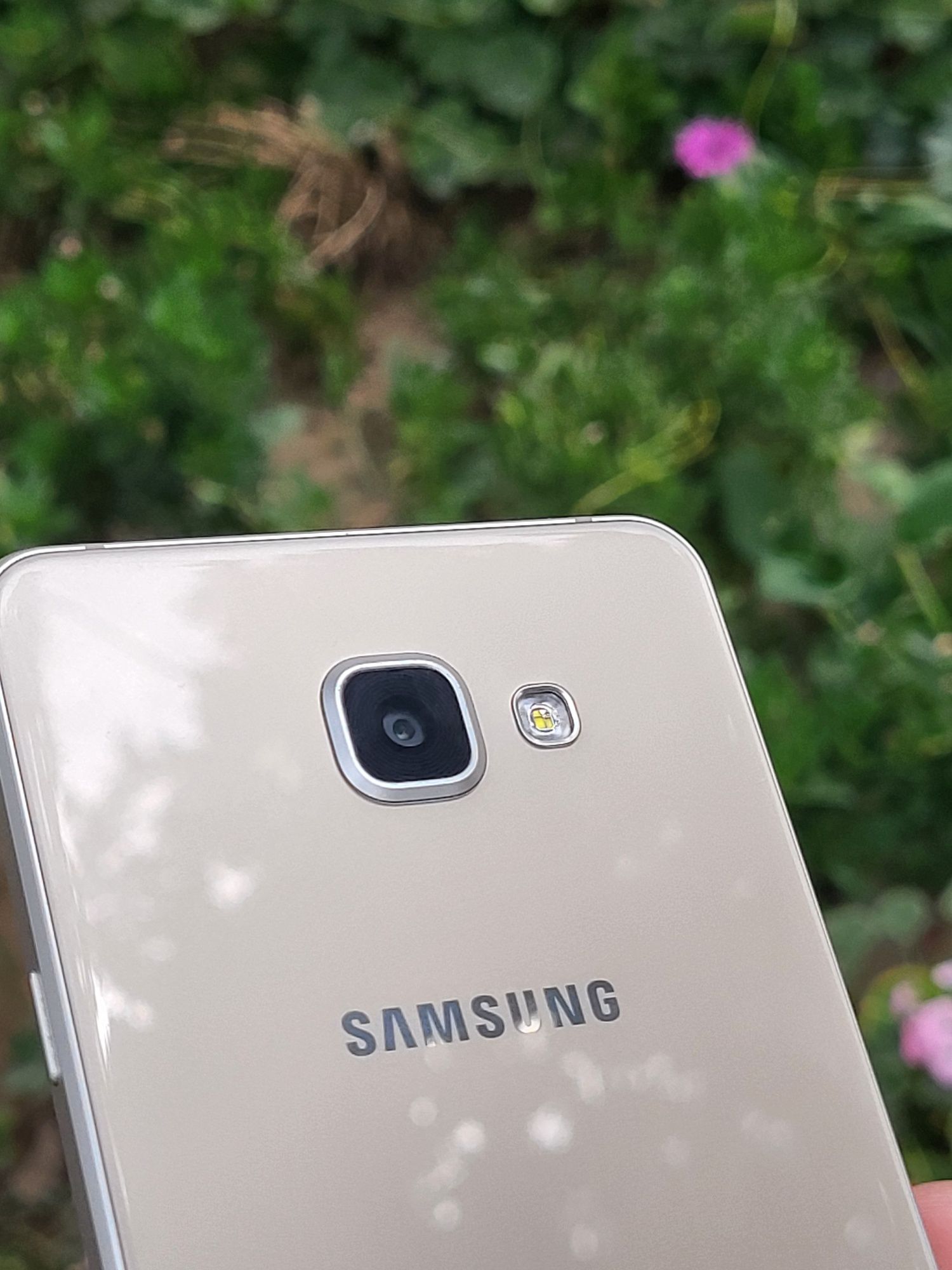 SAMSUNG A7 в идеальном состояний