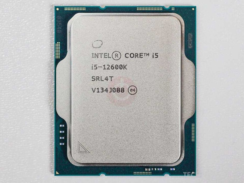 Intel Core i5 12600K + MSI Z790 Gaming Plus Wi-Fi DDR5