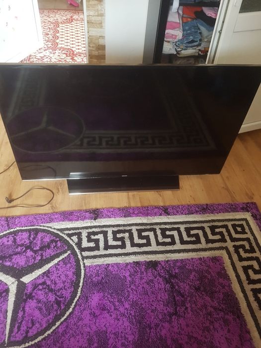 Vand tv samsung pentru piese
