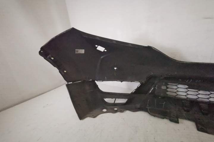 Предна броня Оригинална С Датчици Предна Пола И Миещ Механизъм В Добро