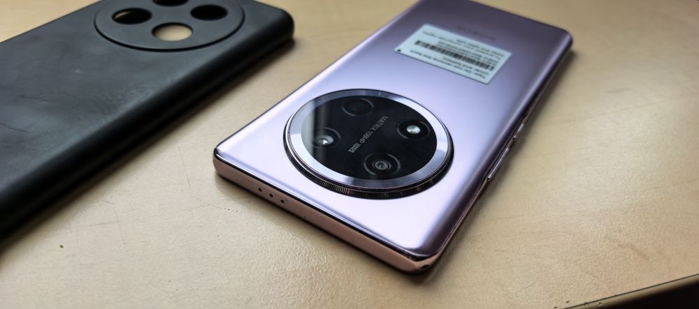 Telefon HONOR Magic 7 Lite---256GB---8GB---Titanium Purple--Full Box