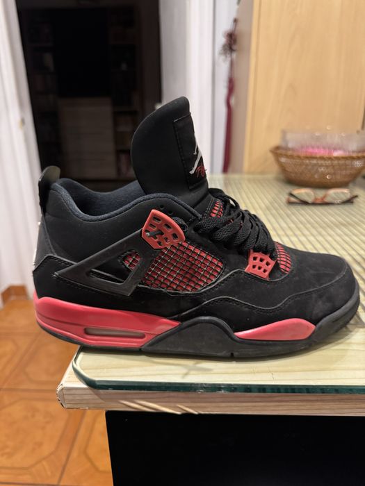 Jordan 4 red thnd