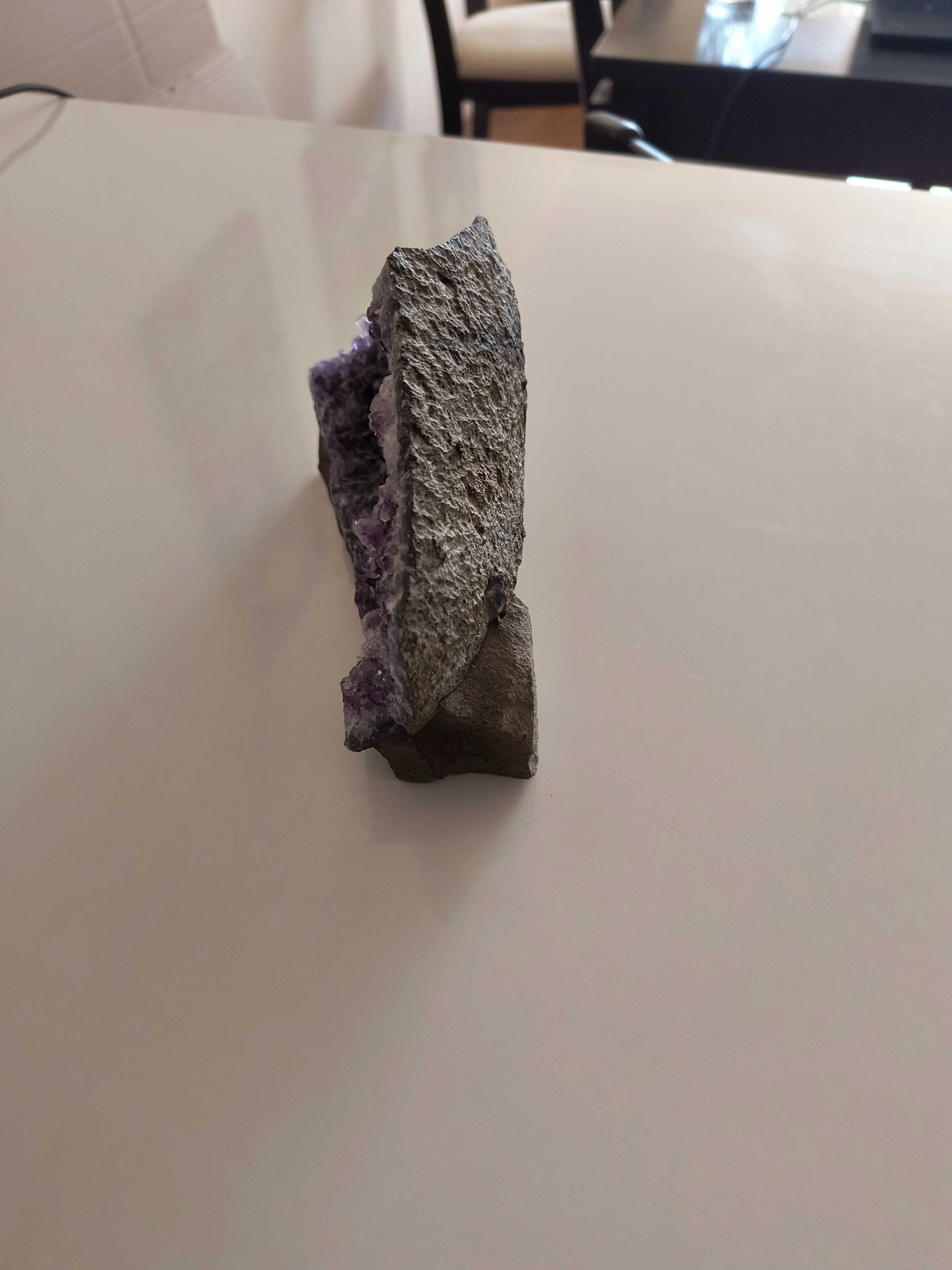 Аметист Геода - 1 кг - 12см x 16cm x 5cm