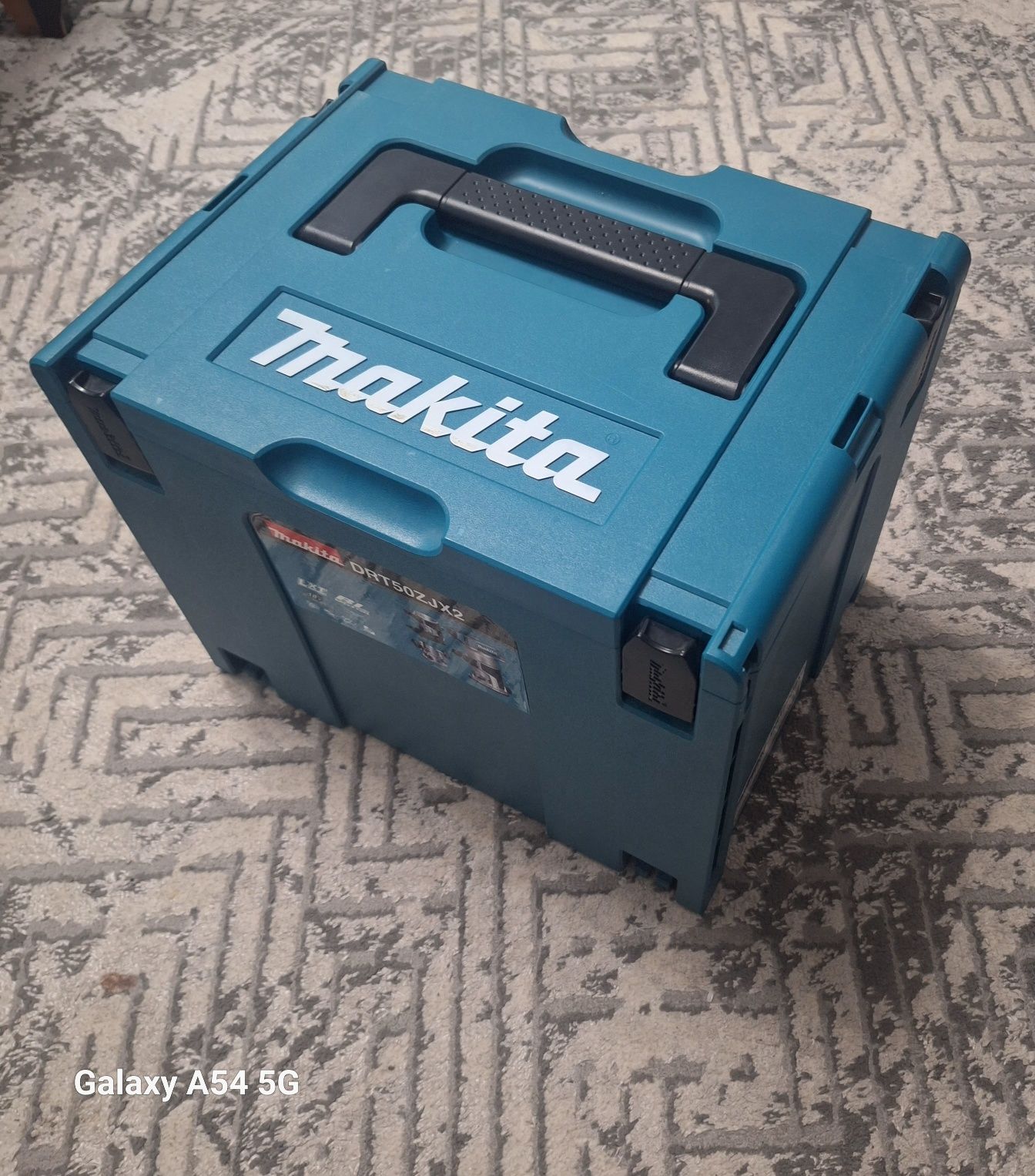 Органайзер Makita прочный и удобный кейс для хранения инструмента
