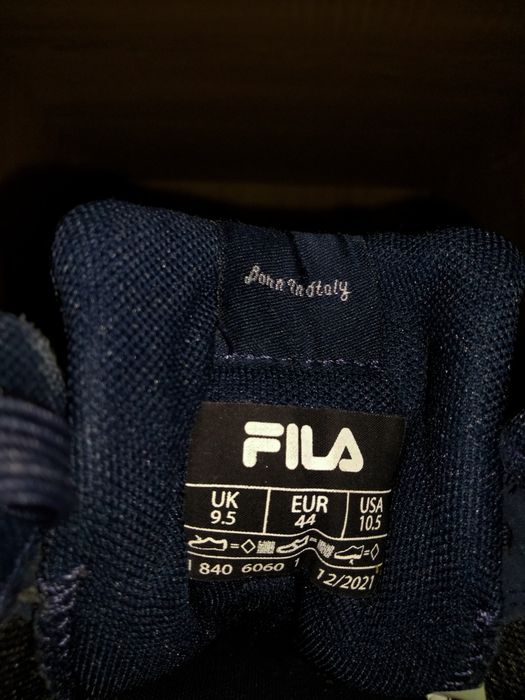 Vand adidasi fila