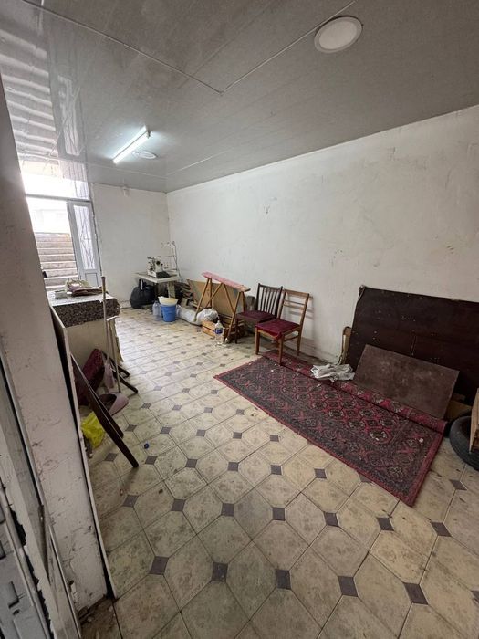 Сергели 4-бекат олдида ижарага (аренда) га жой бор 38м2 ва 70м2