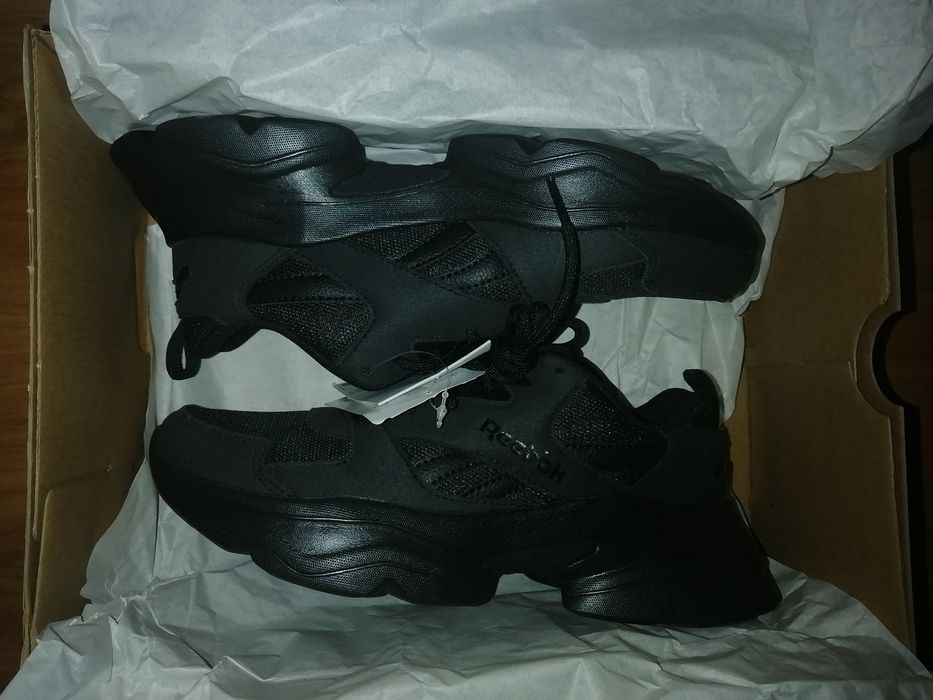 Reebok маратонки