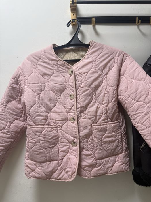 Продам легкую куртку