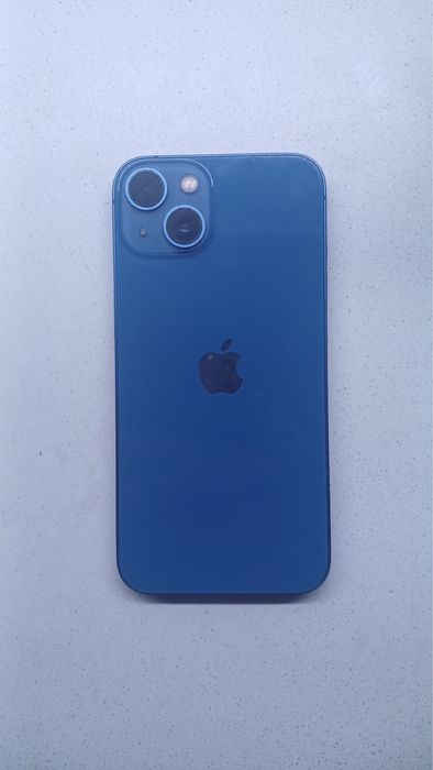 Продам IPhone 13 СРОЧНО