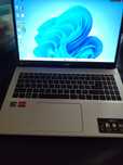 Yangide turbdi notebook sotiladi komputer