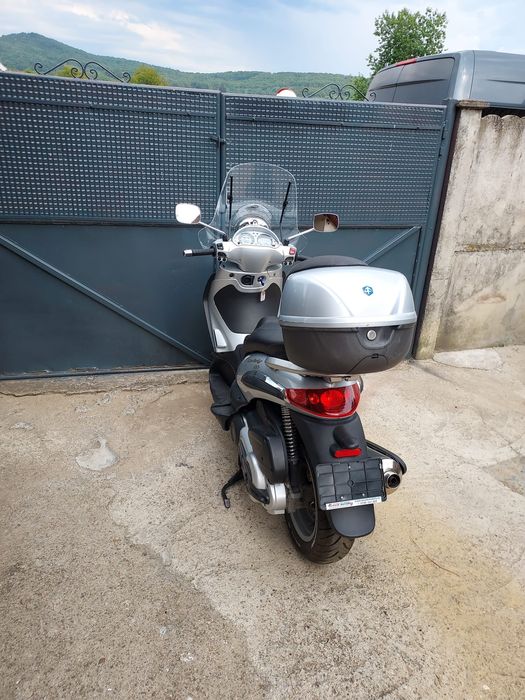 Vând Scuter Piaggio Beverly 500