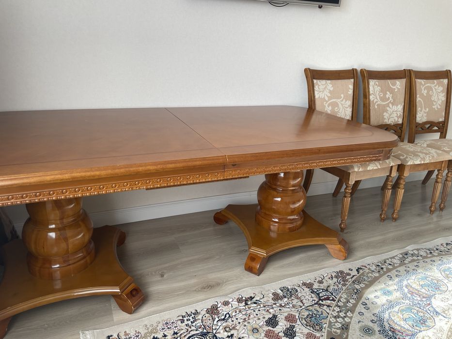 Продается стол в хорошем состоянии