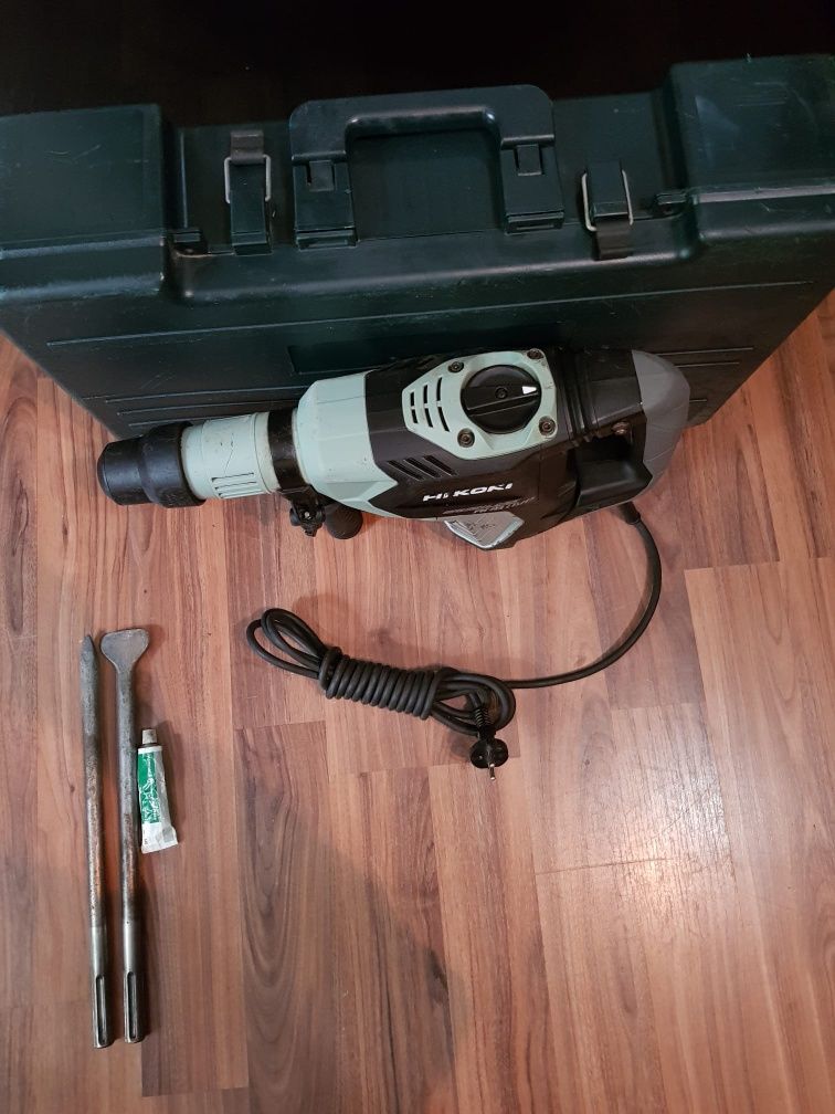 Hikoki DH 40 MEY,rotopercutor 1150 Wați,10,5 Jouli.