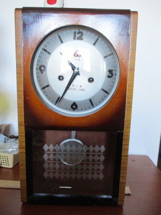 ces mecanic cu pendul SHANGHAI 555 , 1980