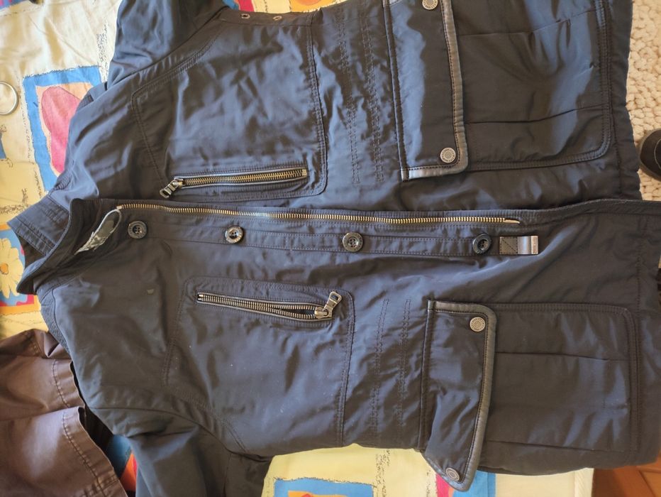 Geaca Hugo boss Nr 52 ( originala)