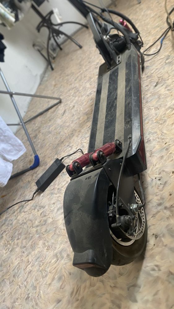 Электросамокат Kaabo Skywalker 10s plus.