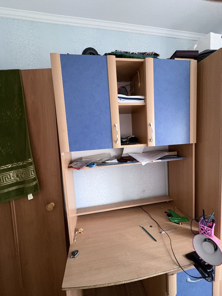 Срочно пролам шкаф