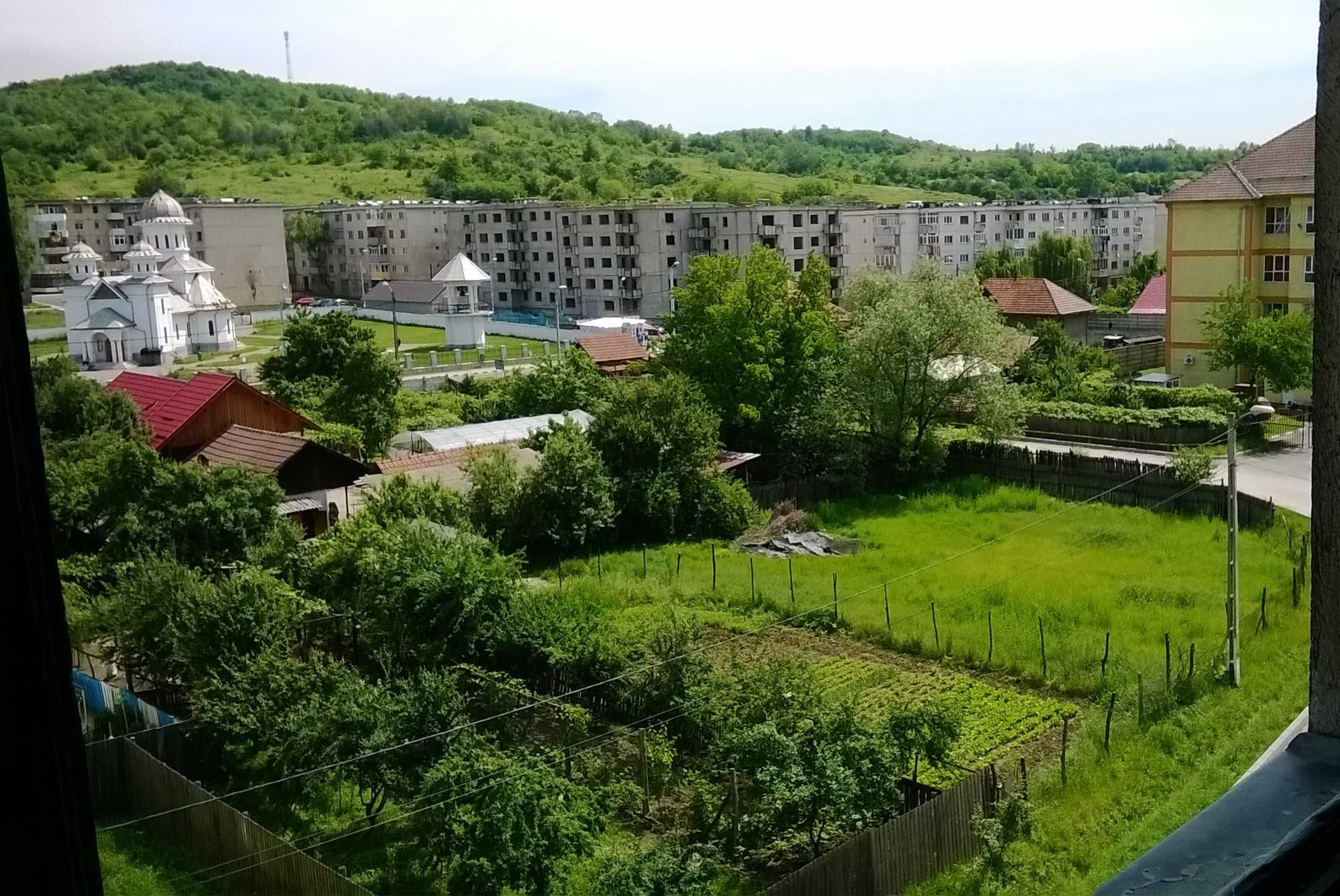 Apartament cu 3 camere Mătăsari