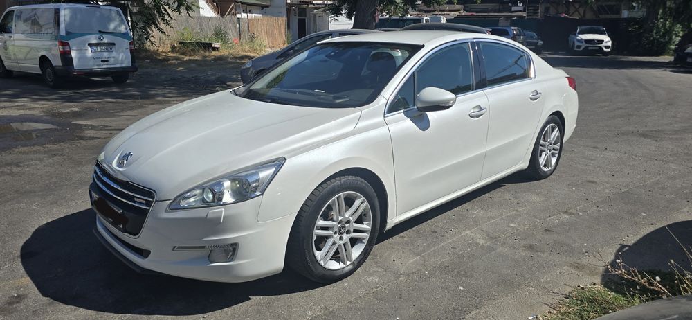 Peugeot 508 hybrid 2012