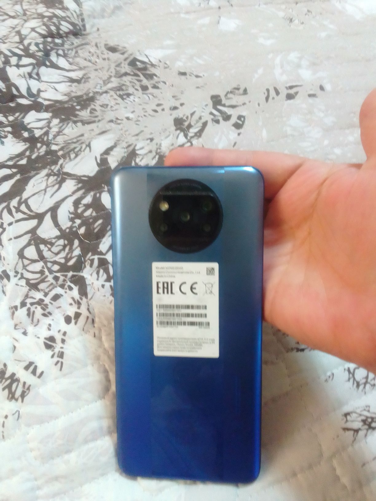 POCO X3 pro в хорошем состоянии