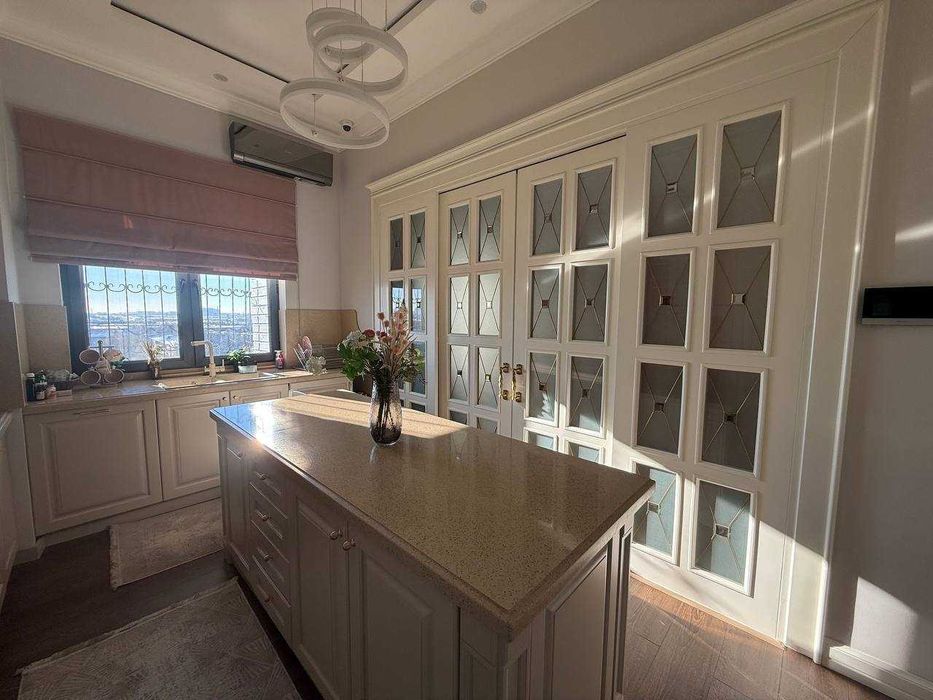 СРОЧНО Продается Роскошная квартира ЖК Фаворит!