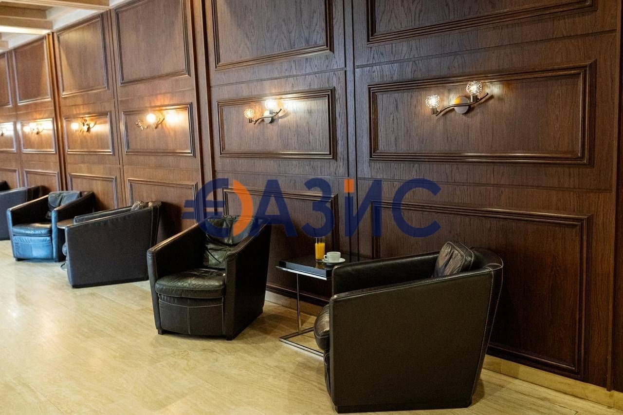 Продава се Хотел в к.к. Слънчев бряг - 8000 кв.м за 688 €/кв.м - Снимка #14