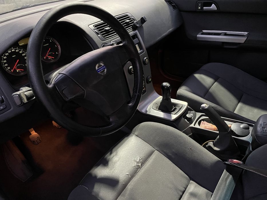 Vand Volvo V50 2006 1.6D AVARIAT (dar functioneaza) ULTIMUL PRET 6.200